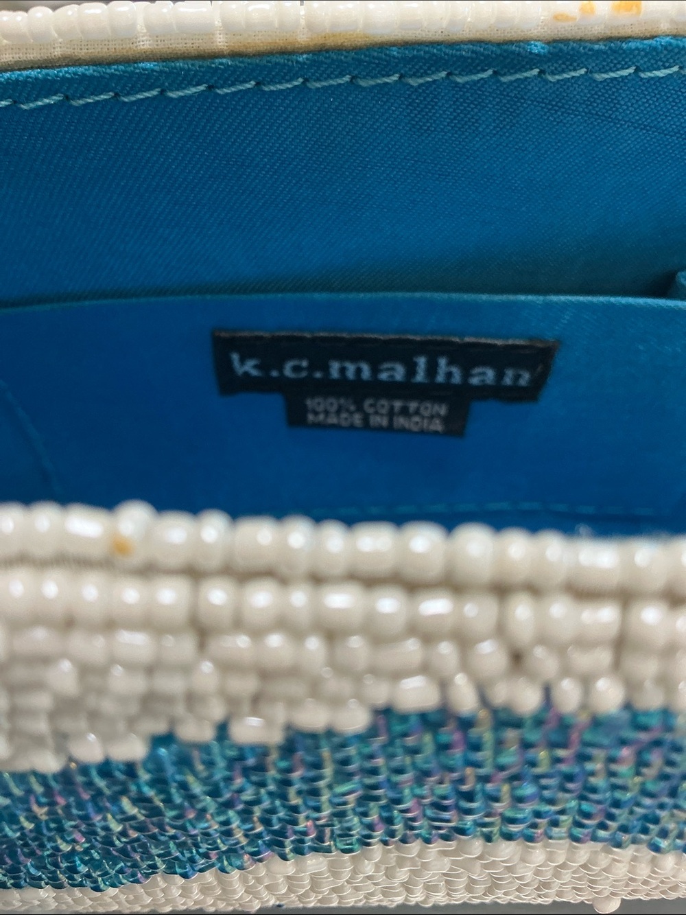 KC Malhan  Beaded turquoise/white clutch, magnetic closure. - Picture 4 of 9